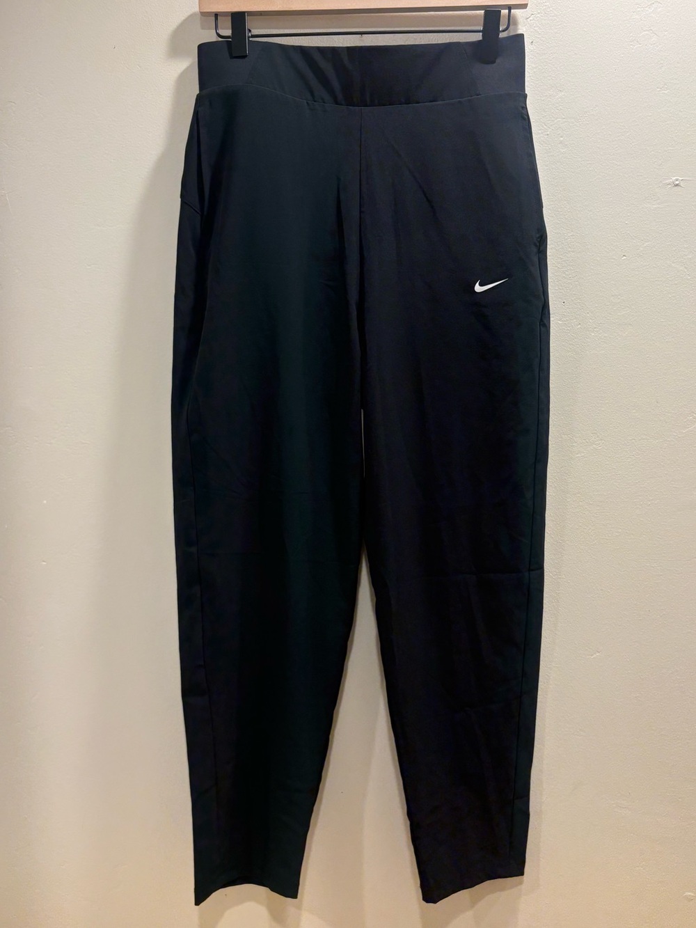 Nike Women’s Dri-FIT Bliss Victory Pants Black M